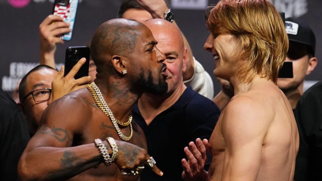 Bobby Green shouts at Paddy Pimblett during their face-off