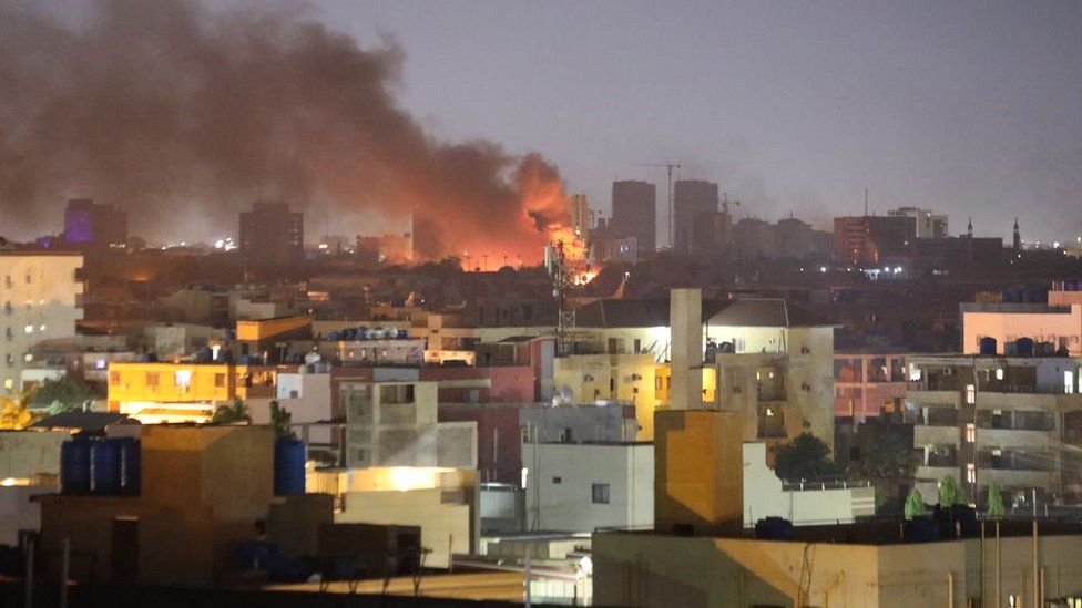 Smoke rises as clashes continue in the Sudanese capital on April 16, 2023 between the Sudanese Armed Forces and the paramilitary Rapid Support Forces (RSF).