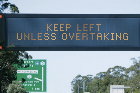 Is it illegal to always drive in the right-hand lane?