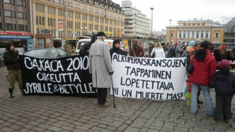 Marchers in Turku honoured the slain activists in 2010.
