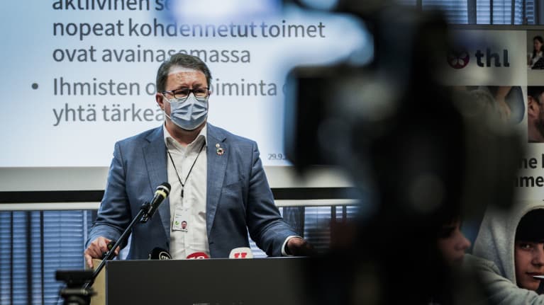 Mika Salminen Terveyden ja hyvinvoinnin laitoksen infossa