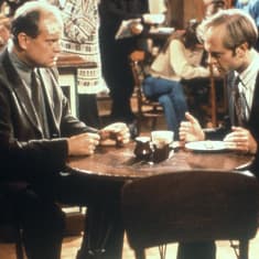 Frasier-ohjelman veljekset Frasier ja Niles Crane.