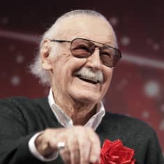 Marvelskaparen Stan Lee är död. 