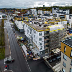 drönarbild på en byggarbetsplats i st karins