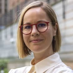 Hanna Sarkkinen, sosiaali- ja terveysministeri, Vasemmistoliiton kansanedustaja