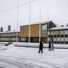 Vanda stadshus på vintern.