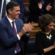  Pedro Sánchez och María Jesús Montero