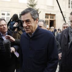 Den förre premiärministern Francois Fillon är förhandsfavorit i det Republikanska partiets primärval i Frankrike