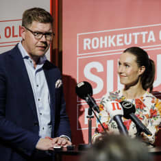 Antti Lindtman och Sanna Marin.