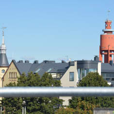 Hangö kyrka och vattentorn.