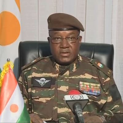 Nigers nya ledare, general Abdourahamane Tchiani. Bilden är en skärmdump ur en nationell tevesändning den 28 juli 2023.