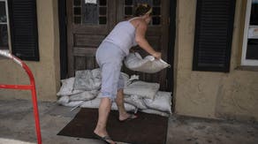Free sandbags given to Miami Beach residents as heart of hurricane season nears