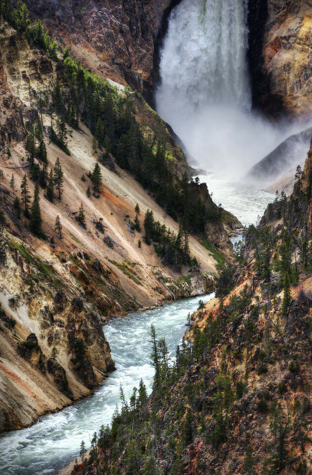 The Falls of Yellowstone-X2.jpg