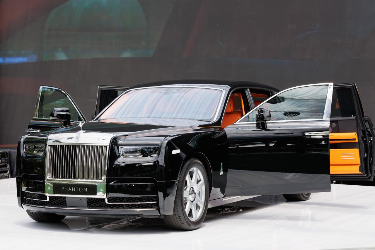 Первая презентация Rolls Royce в Узбекистане