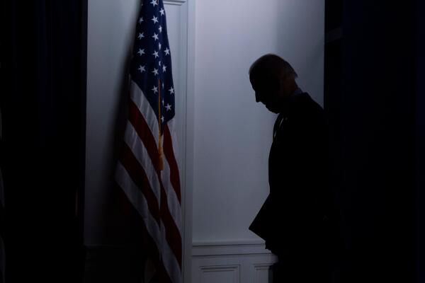 Le président américain, Joe Biden, quitte le campus de la Maison Blanche, le 21 avril 2021, à Washington, DC.