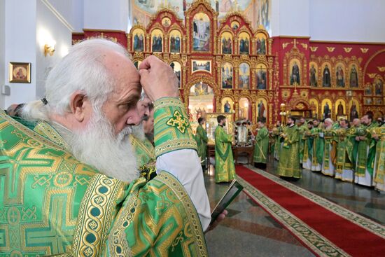 Праздничное богослужение по случаю 80-летия Луганской епархии