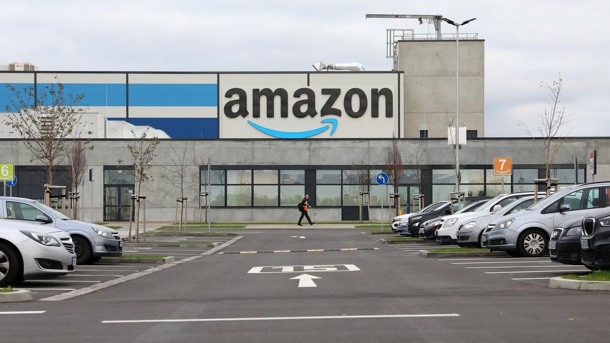 Mit Amazon kooperierende Firmen könnten sich in der Nähe des Verteilzentrums ansiedeln. Zum Beispiel in Süpplingenburg. (Archivfoto)