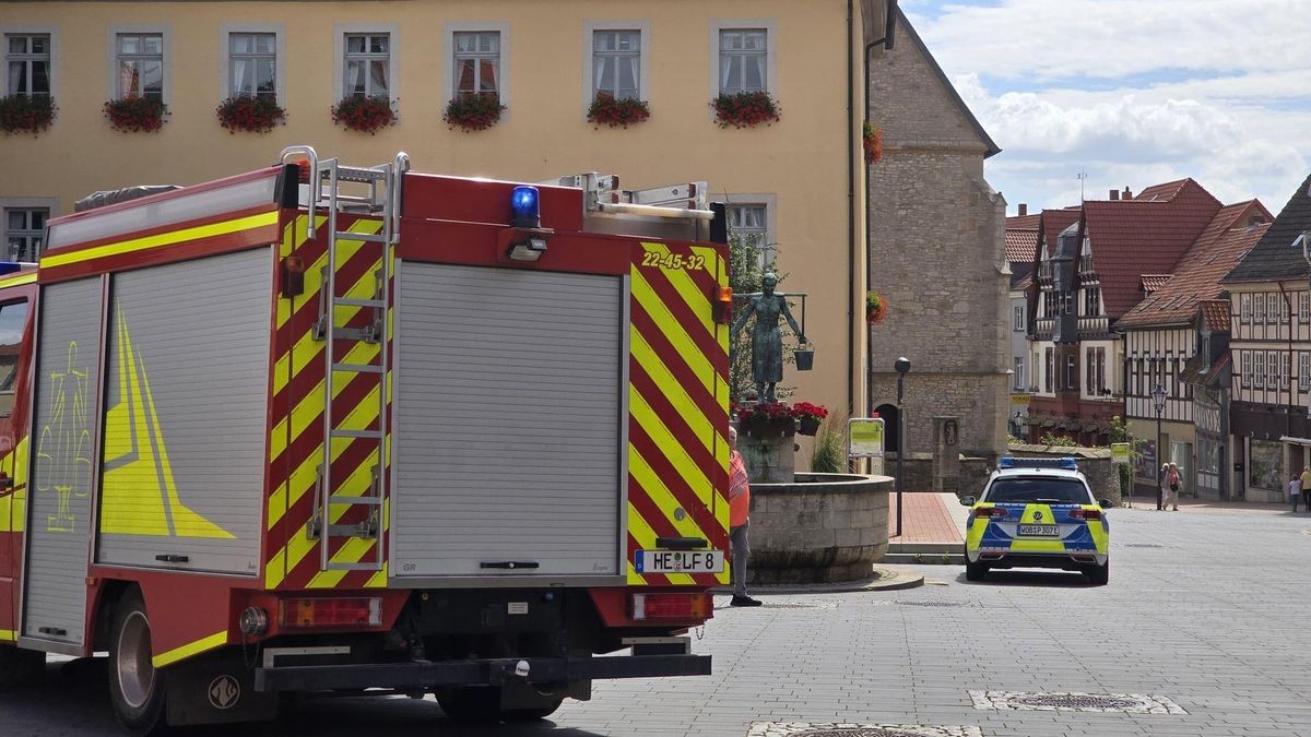 Aufgrund eines Feuerwehreinsatzes wurde das Rathaus in Schöningen evakuiert.