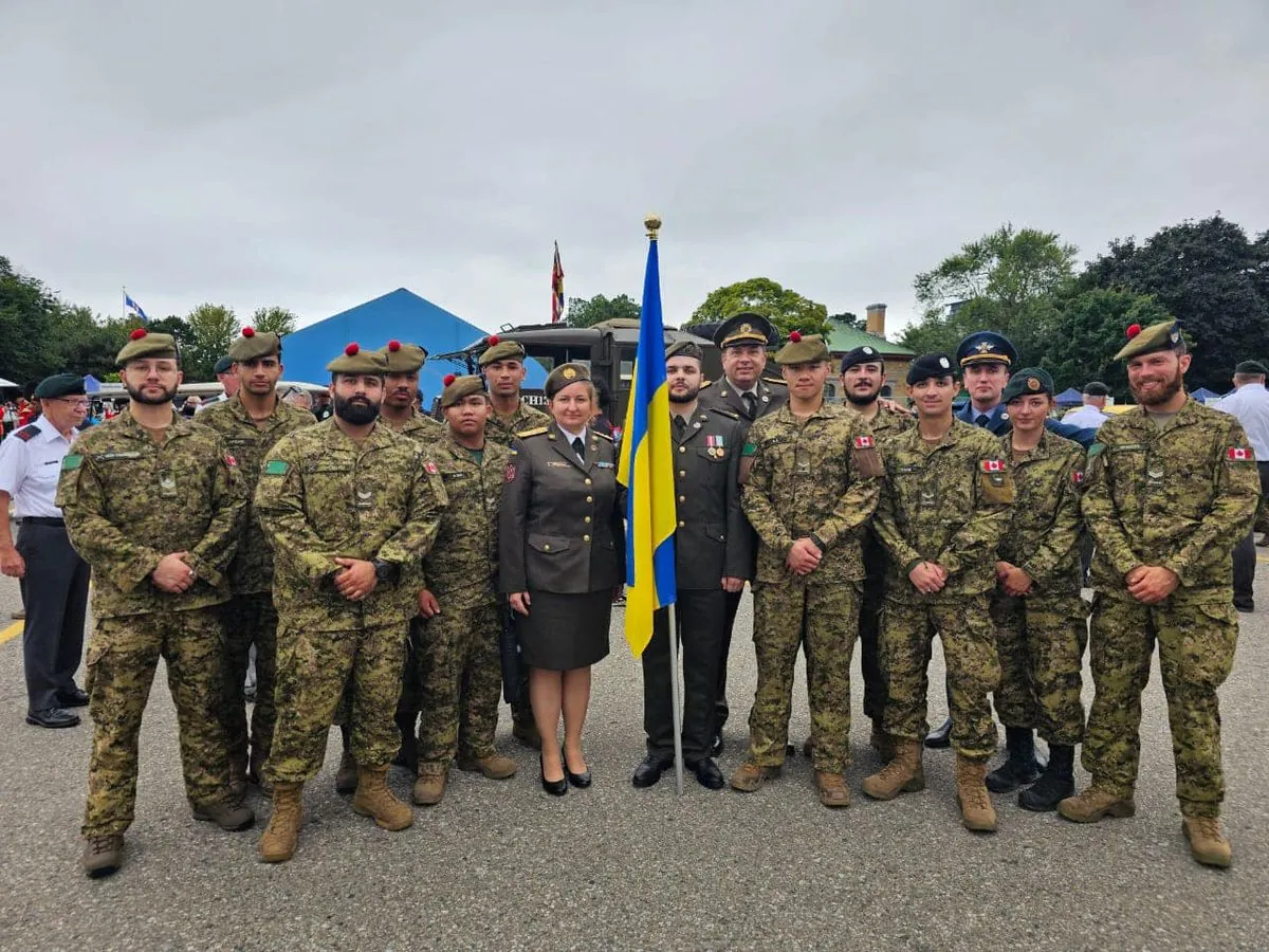 Українські військові вперше взяли участь у параді до Дня воїнів у Торонто