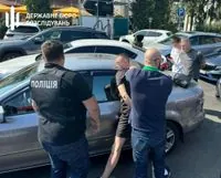 Втекли зі служби та вирішили підзаробити на ухилянтах: двом військовим повідомлено про підозру