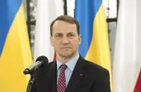 Сікорський назвав умову, за якої Польща може збивати російські ракети над Україною