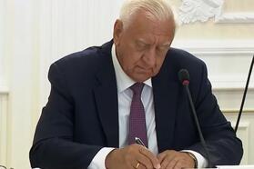 Михаил Мясникович на встрече у Лукашенко. 30 июля 2024 года, Минск. Скриншот видео