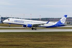 Самолет Embraer E195LR с бортовым номером EW-513PO. Фото: Alexander Kulakovich, Jetphotos.com