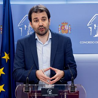 Podemos critica la "tomadura de pelo" de Sánchez en regeneración