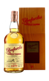 Виски Glenfarclas 1977 Family Casks No. 7293 0,7 л