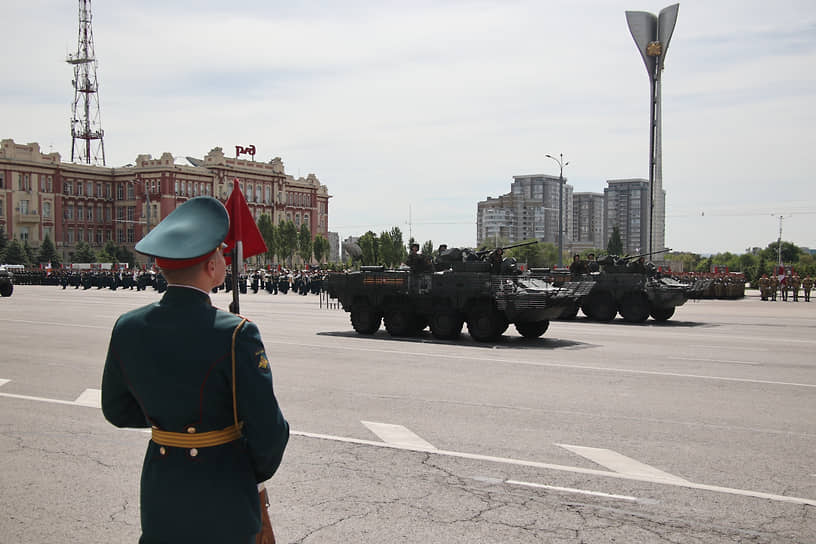 Военный парад на Театральной площади, посвященный 79-й годовщине Победы в Великой Отечественной войне