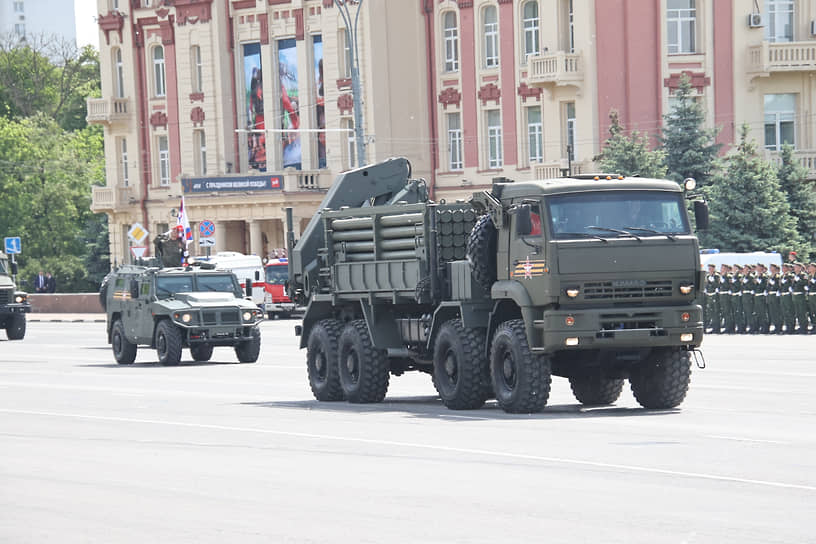 Военный парад на Театральной площади, посвященный 79-й годовщине Победы в Великой Отечественной войне