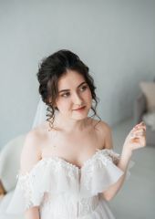 Александра в платье "Орнелла" Lara Bridal