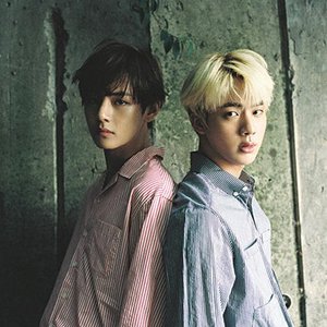 Zdjęcia dla '뷔 (V), 진 (JIN) (BTS)'