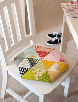  Retro Mama | Hexagon Pillow Tutorial