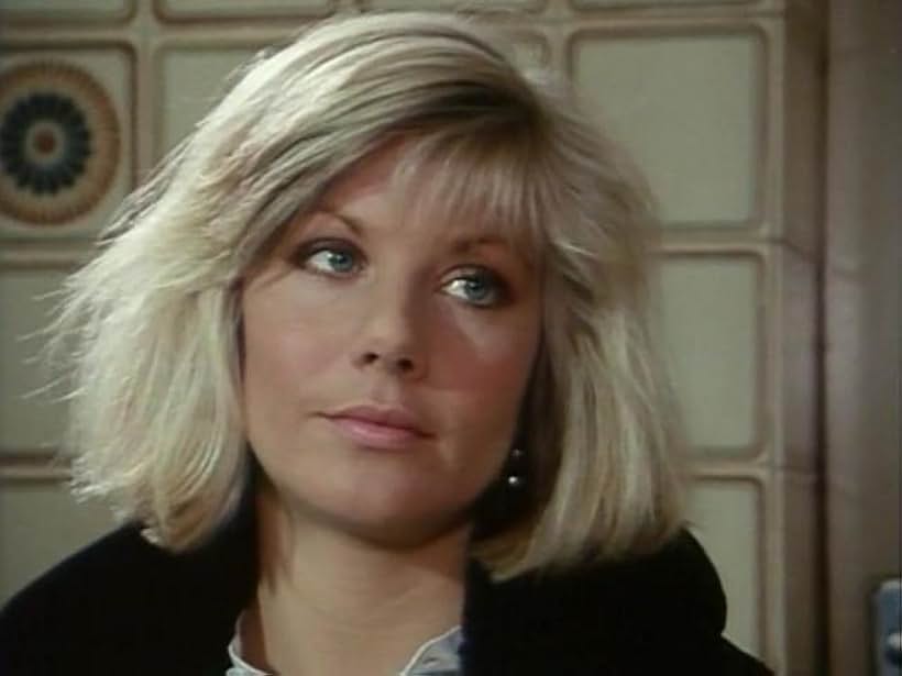 Glynis Barber in Dempsey and Makepeace (1985)