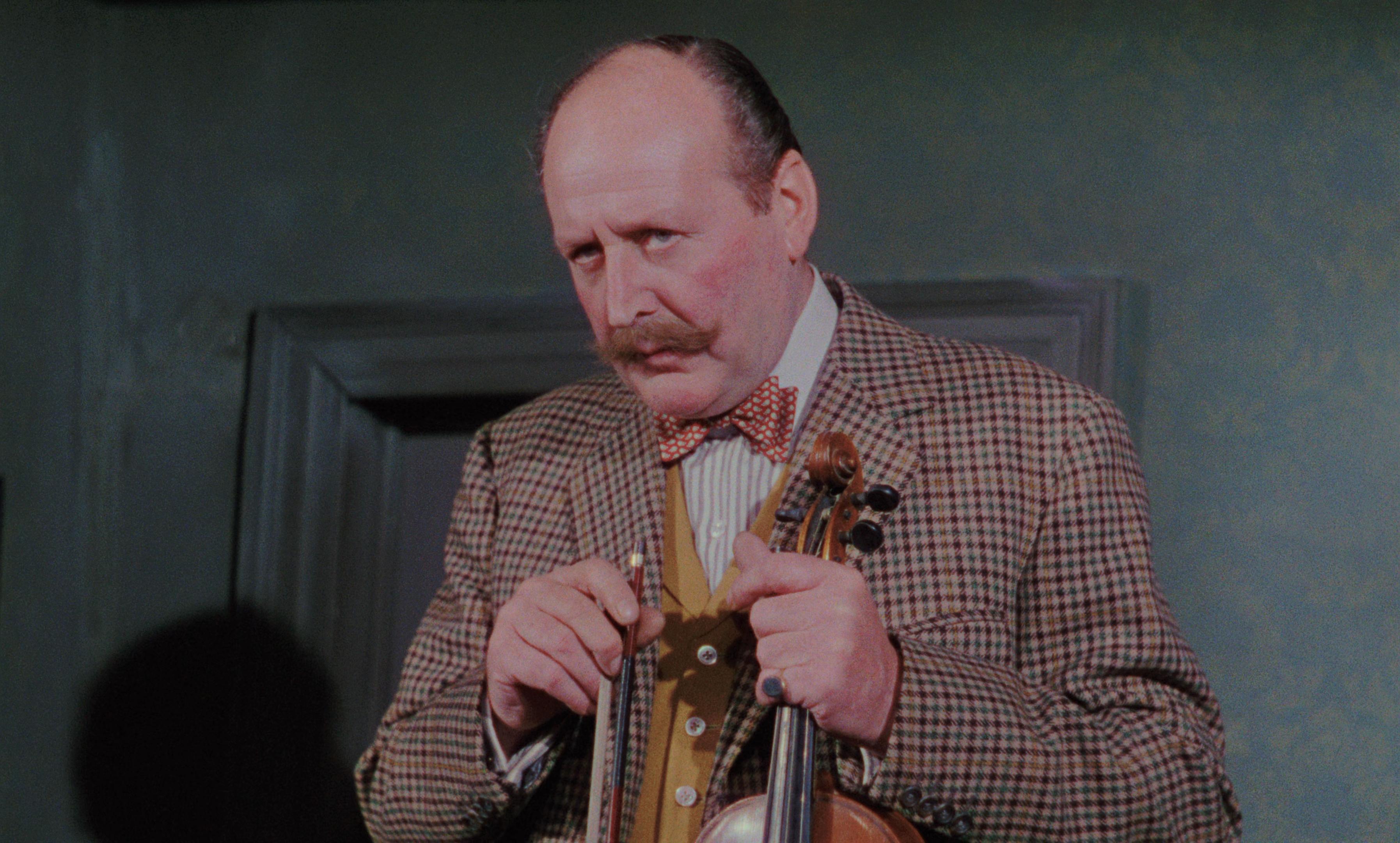 Cecil Parker in The Ladykillers (1955)