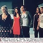 Sarah Michelle Gellar, Seth Green, Charisma Carpenter, Alyson Hannigan, and Nicholas Brendon in Buffy the Vampire Slayer (1997)