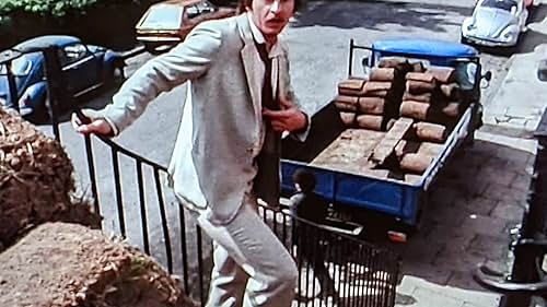 Trevor Eve in Shoestring (1979)