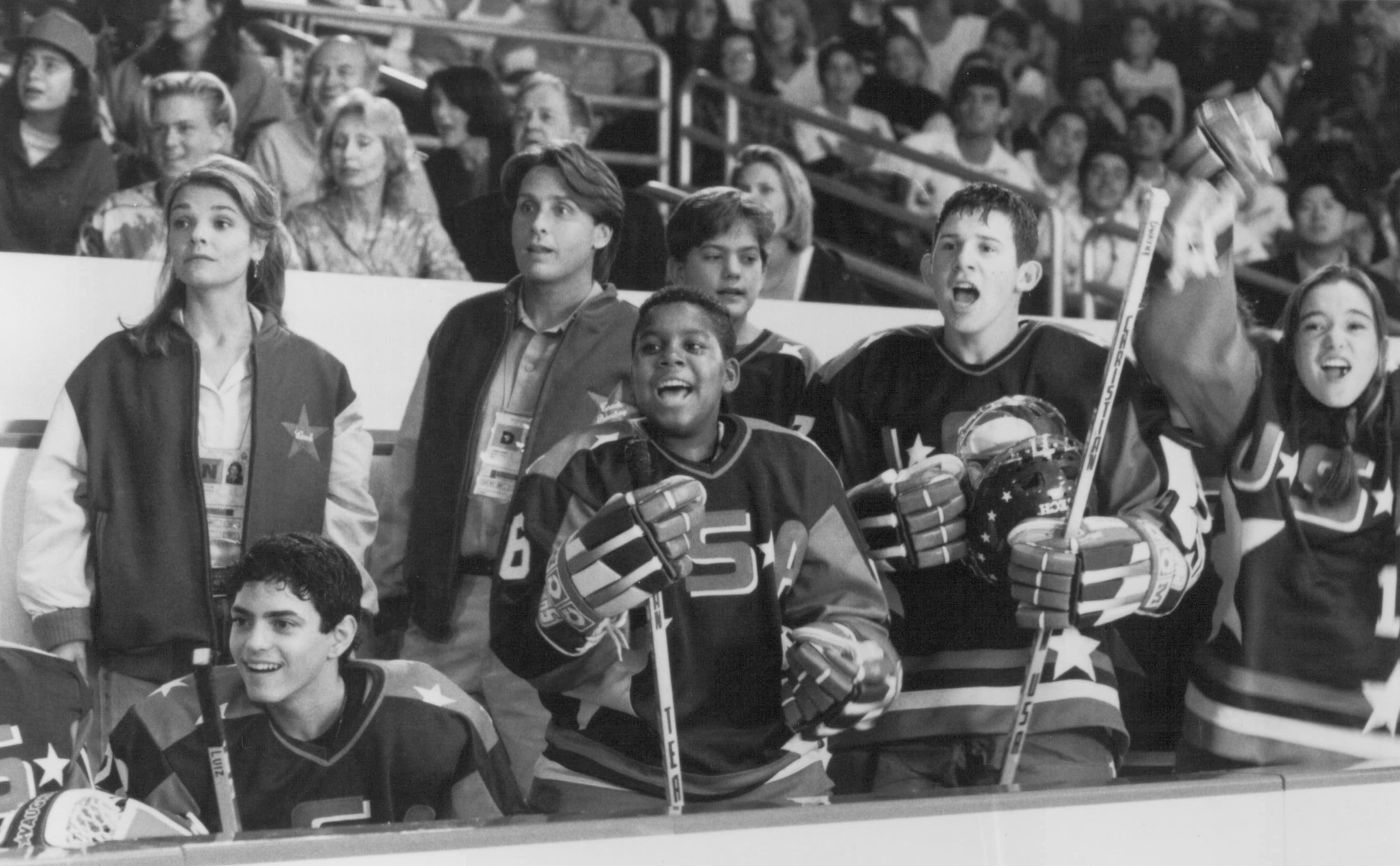 Emilio Estevez, Kathryn Erbe, Joshua Jackson, Marguerite Moreau, Ty O'Neal, Kenan Thompson, and Mike Vitar in D2: The Mighty Ducks (1994)