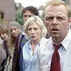 Kate Ashfield, Lucy Davis, Nick Frost, Dylan Moran, Simon Pegg, and Penelope Wilton in Shaun of the Dead (2004)