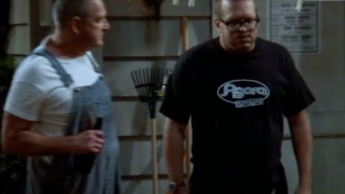Drew Carey and Blake Clark in The Drew Carey Show (1995)