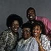 Reginald VelJohnson, Telma Hopkins, Rosetta LeNoire, and Jo Marie Payton in Family Matters (1989)