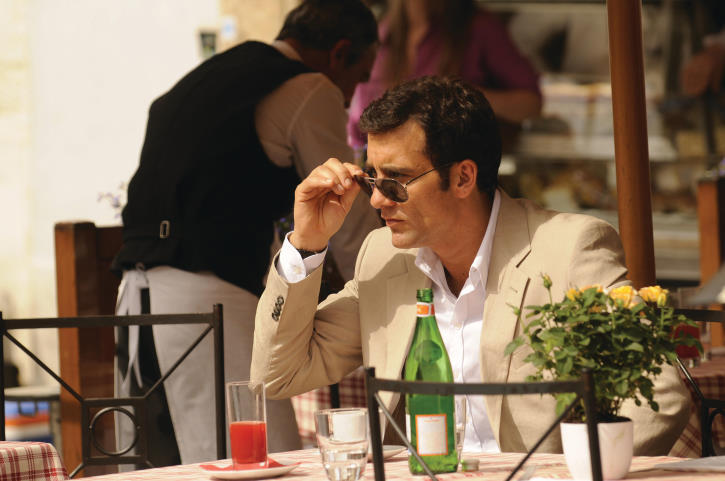 Clive Owen in Duplicity (2009)