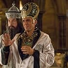 Hank Azaria and Christopher Guest in Night at the Museum: Battle of the Smithsonian (2009)