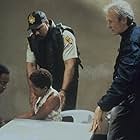 Clint Eastwood, LisaGay Hamilton, and Isaiah Washington in True Crime (1999)