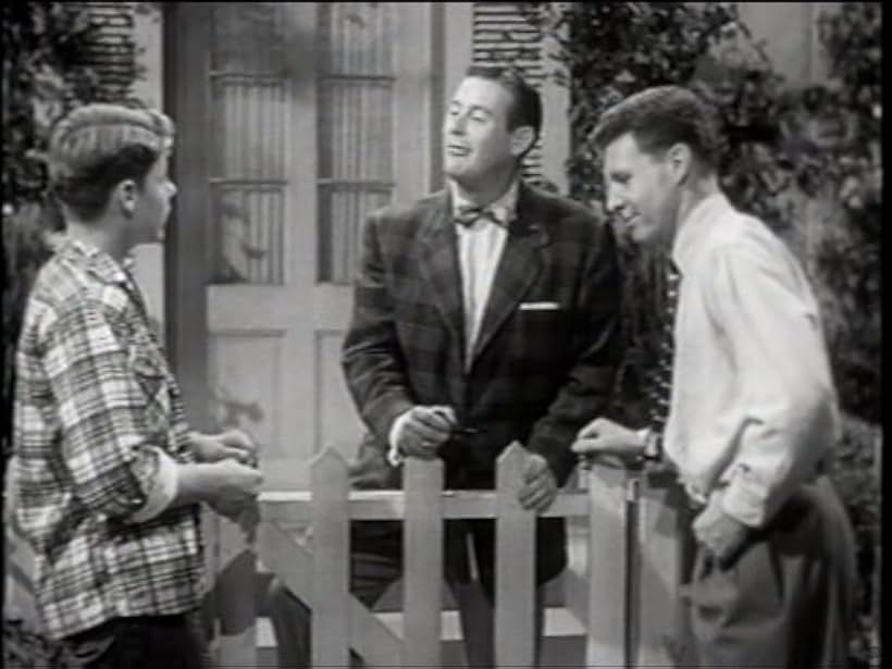 Don DeFore and Ozzie Nelson in The Adventures of Ozzie and Harriet (1952)