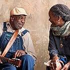 Bill Cobbs and Aunjanue Ellis-Taylor in Of Mind and Music (2014)