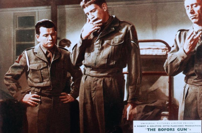 Ian Holm and David Warner in The Bofors Gun (1968)