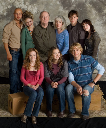 David Ogden Stiers, Blake Bashoff, Joey Lawrence, Julia Duffy, Larisa Oleynik, Kirby Heyborne, Kelly Stables, Lauren Storm, and Michelle Page in Together Again for the First Time (2008)