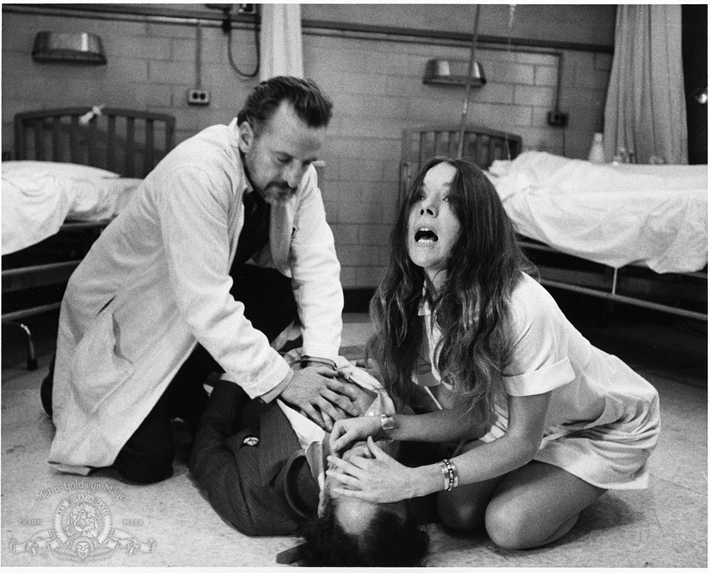 Diana Rigg, George C. Scott, and Richard Dysart in The Hospital (1971)